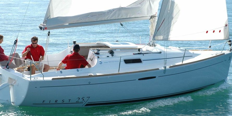 Beneteau First 25.7