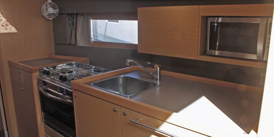 Beneteau Oceanis 35.1