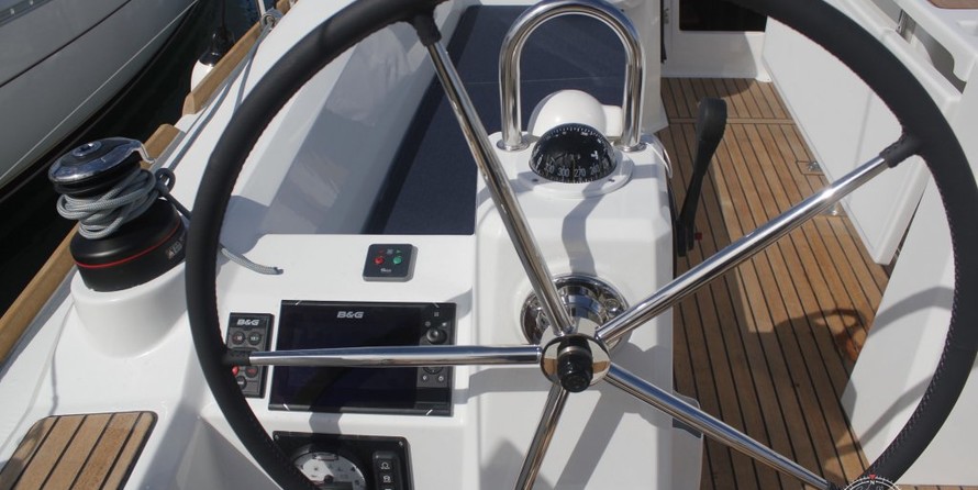 Beneteau Oceanis 35.1