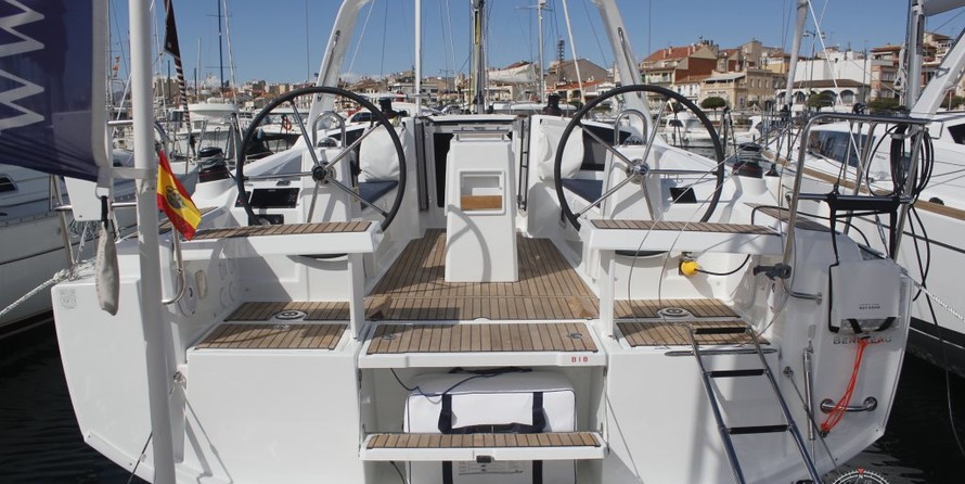 Beneteau Oceanis 35.1