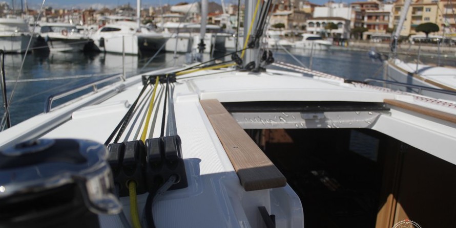 Beneteau Oceanis 35.1