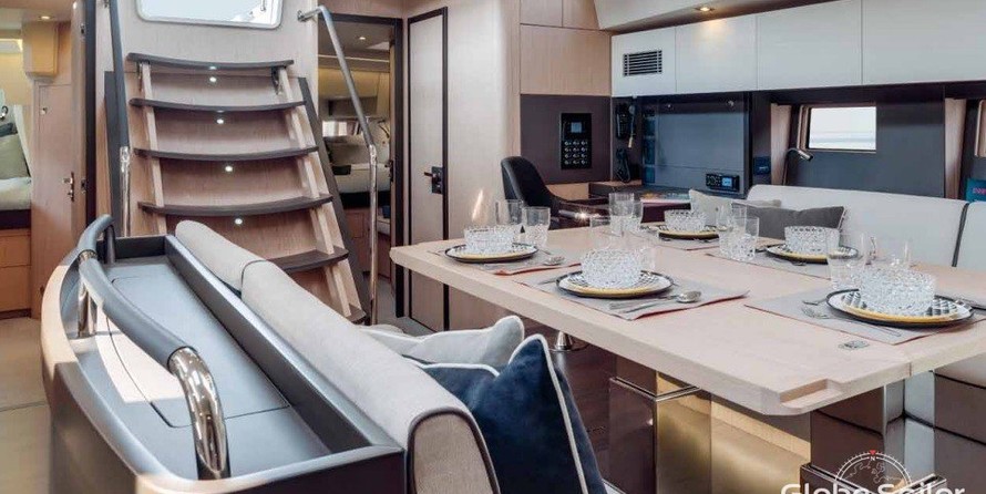 Beneteau Oceanis Yacht 62