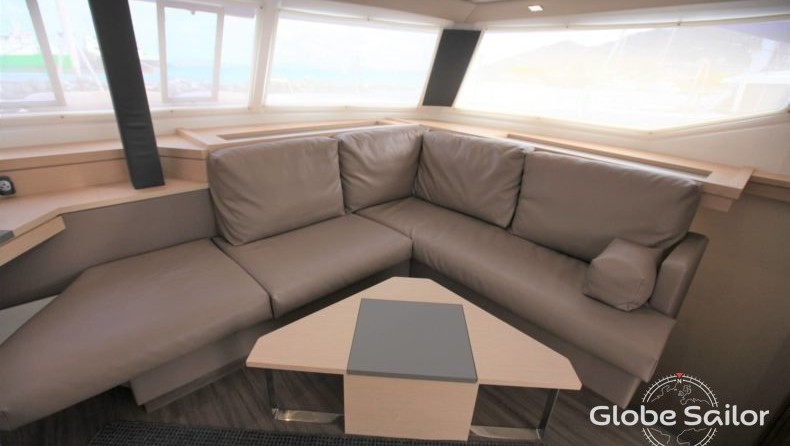 Fountaine Pajot Saona 47