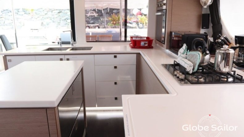 Fountaine Pajot Saba 50