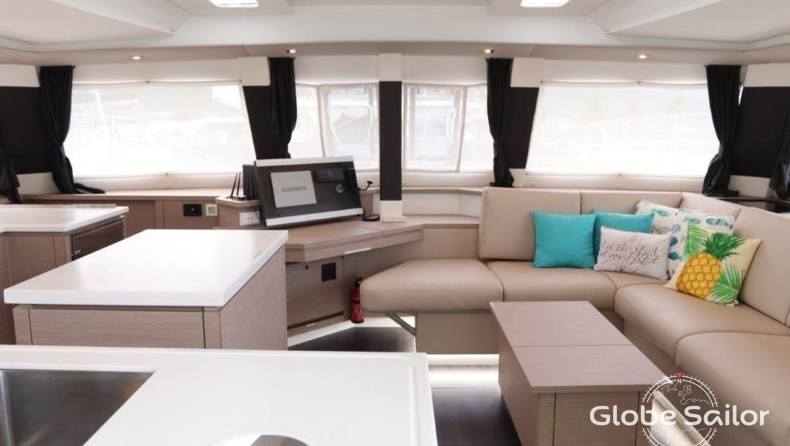 Fountaine Pajot Saba 50
