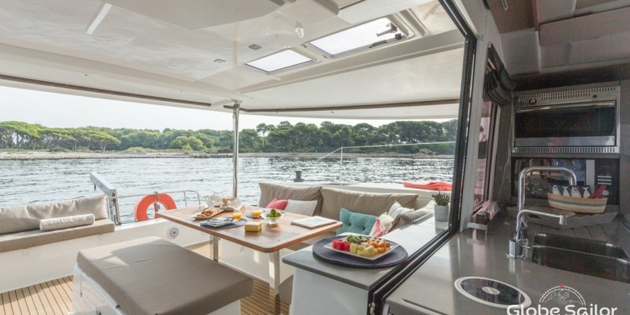 Fountaine Pajot Helia 44 Evolution