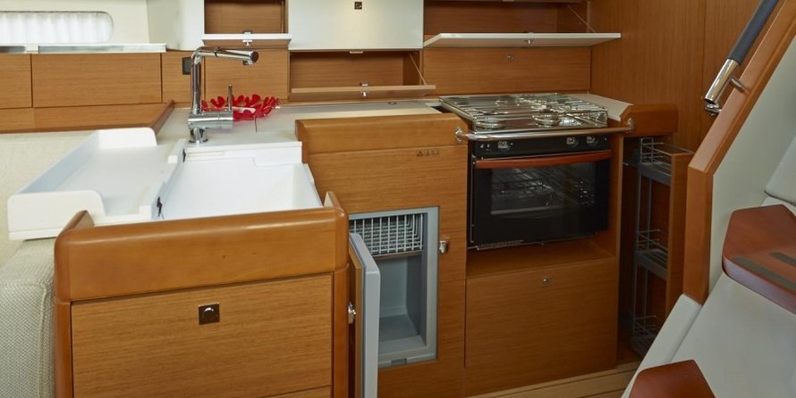 Jeanneau Sun Odyssey 44 DS