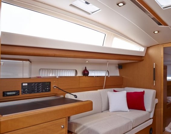 Jeanneau Sun Odyssey 44 DS
