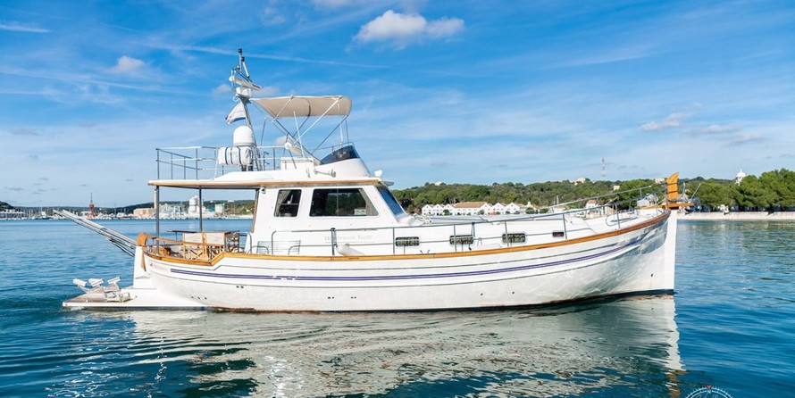 Menorquin Yacht 160