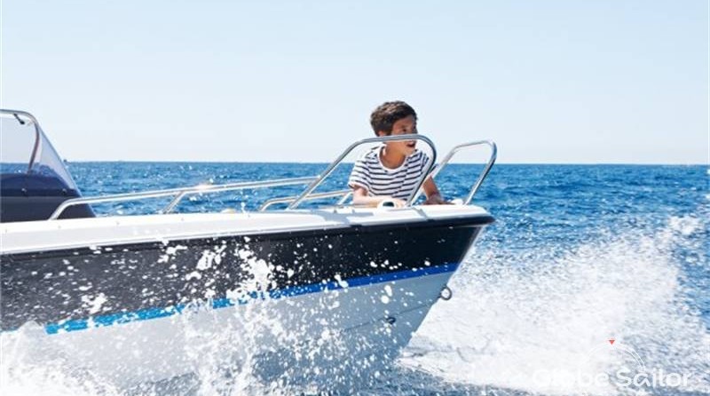 Quicksilver Activ 455 Open