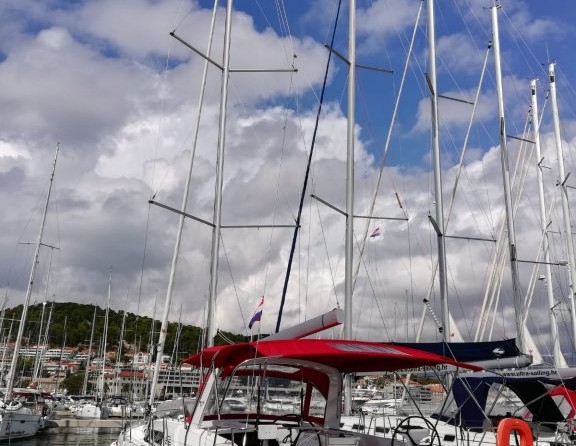 Beneteau Oceanis 46.1