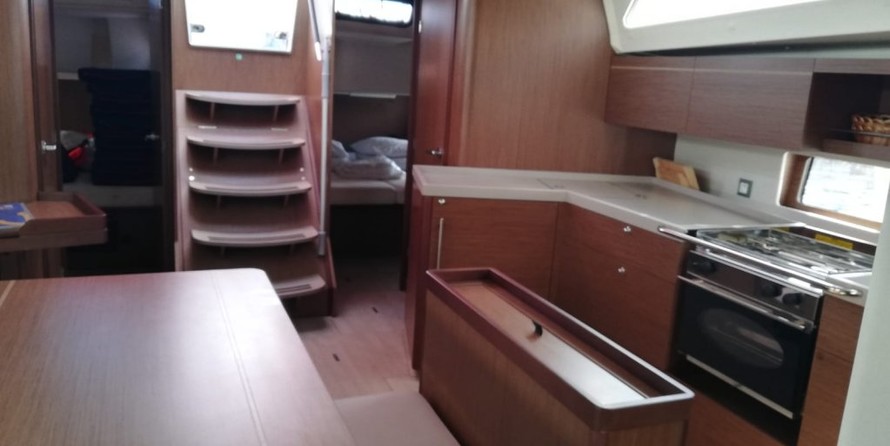 Beneteau Oceanis 46.1