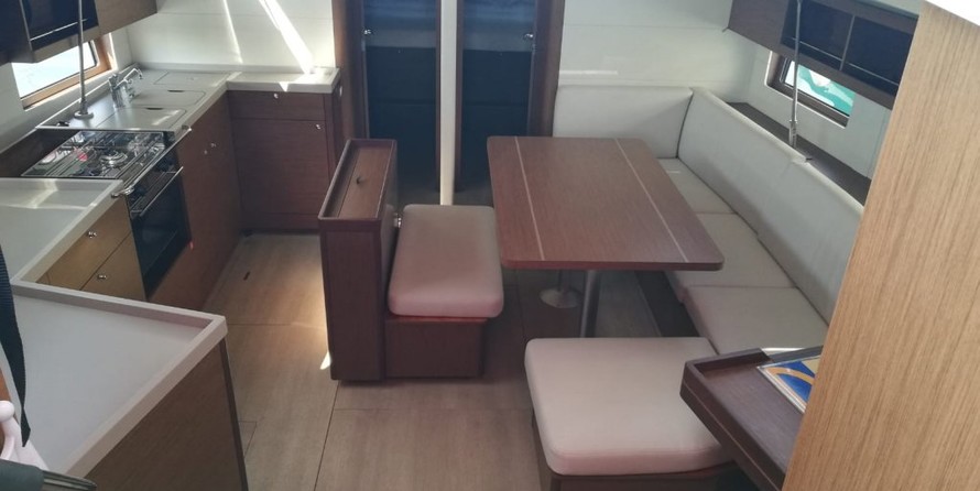 Beneteau Oceanis 46.1