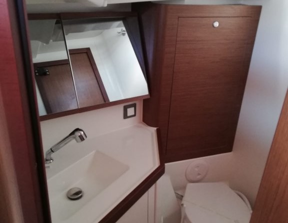 Beneteau Oceanis 46.1