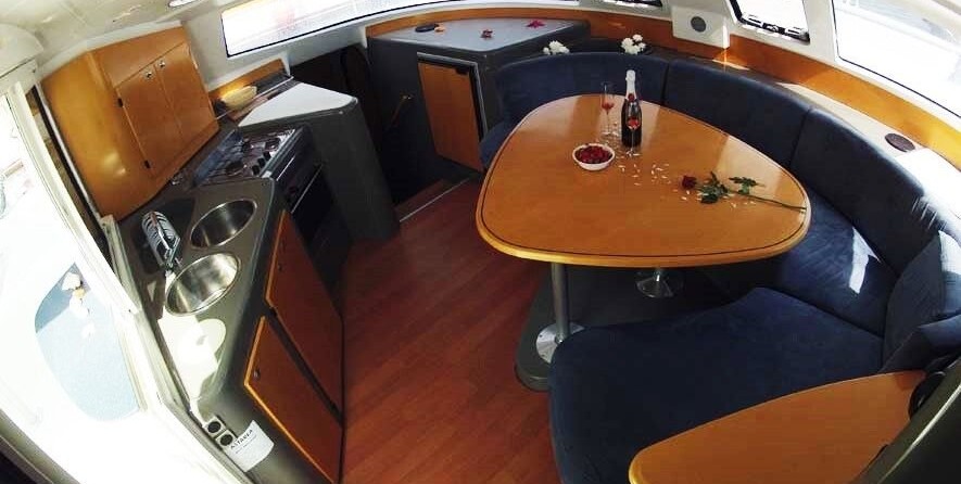 Fountaine Pajot Lavezzi 40