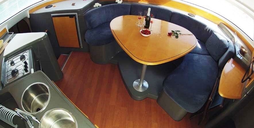 Fountaine Pajot Lavezzi 40