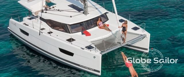 Fountaine Pajot Lucia 40