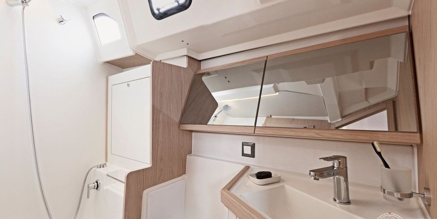 Beneteau Oceanis 46.1