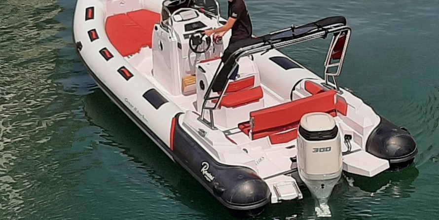 Cayman 26 Sport Touring