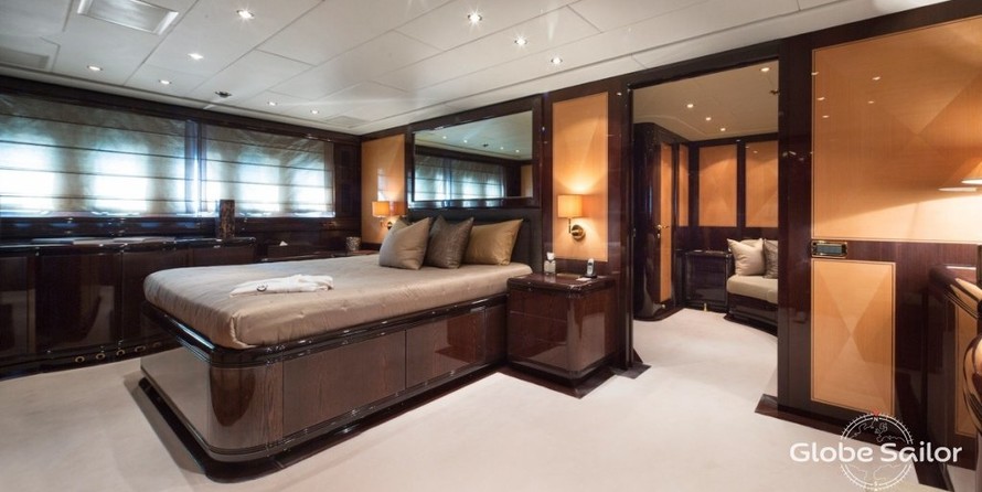 Overmarine Mangusta 92