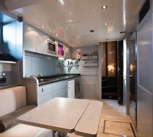 Overmarine Mangusta 92