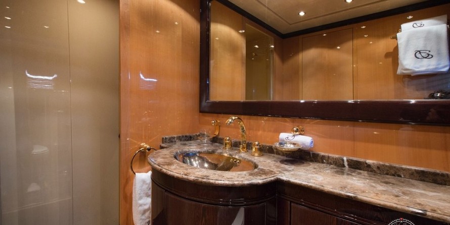 Overmarine Mangusta 92