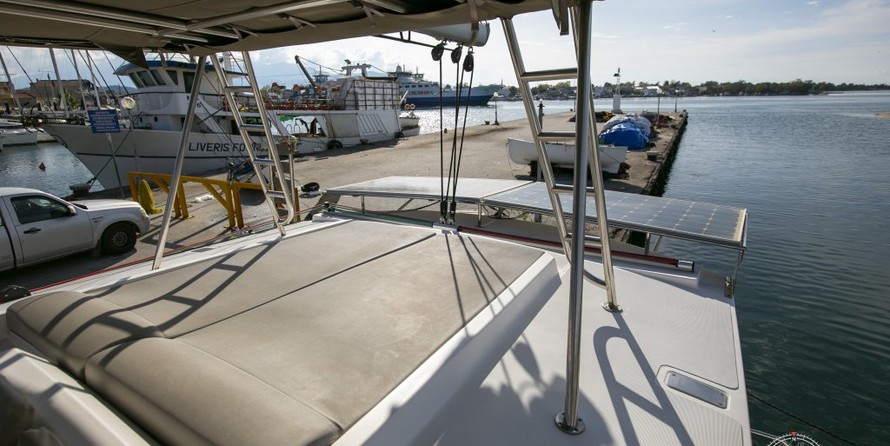 Bali catamarans 4.0 lounge