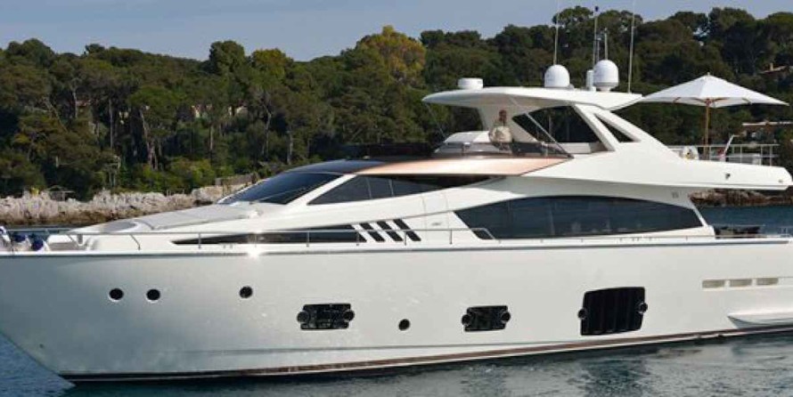 Ferretti 800 HT