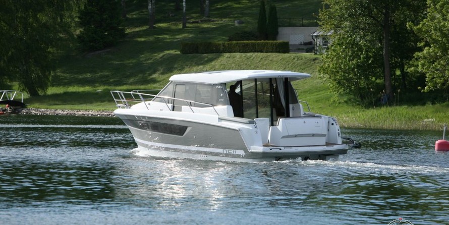 Jeanneau NC 11