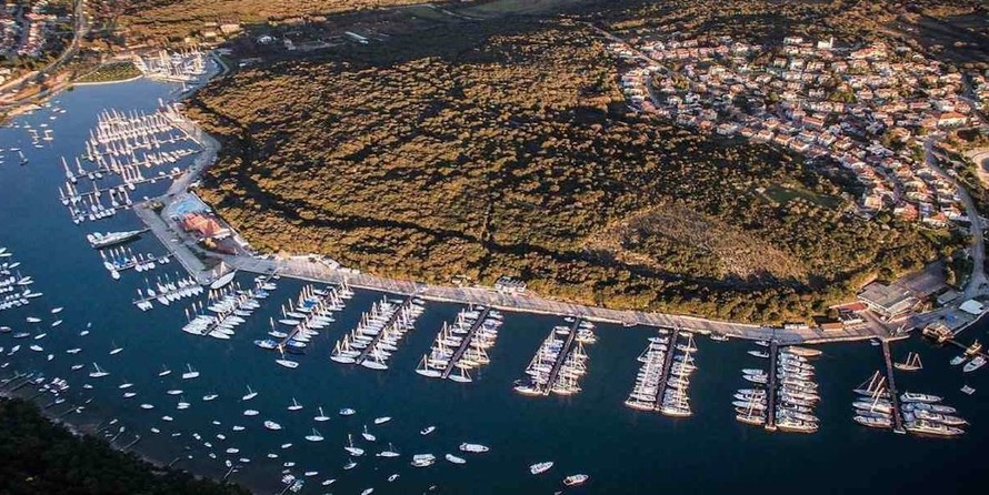 Bavaria Sport 450 HT