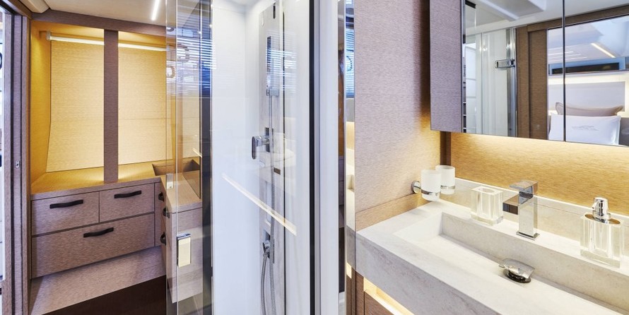 Jeanneau Prestige 590 Fly