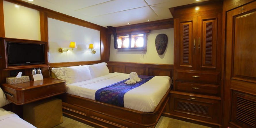 Custom MUTIARA LAUT