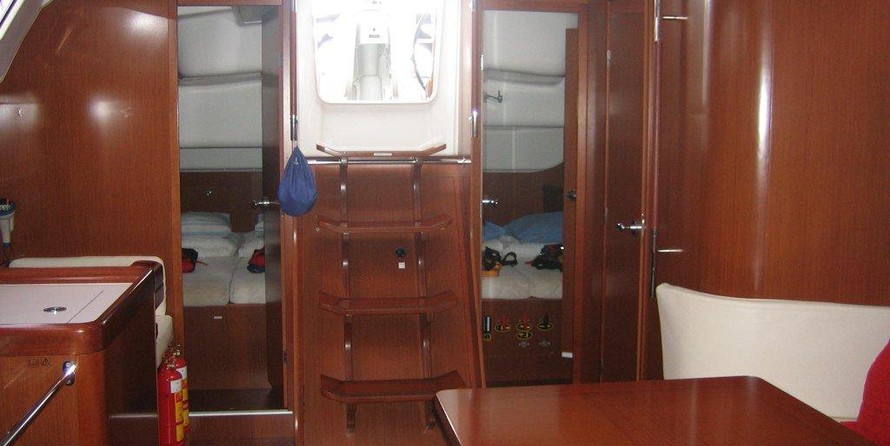 Beneteau Oceanis 40