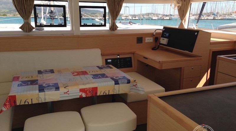 Lagoon 400 S2