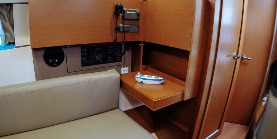 Beneteau Oceanis 35