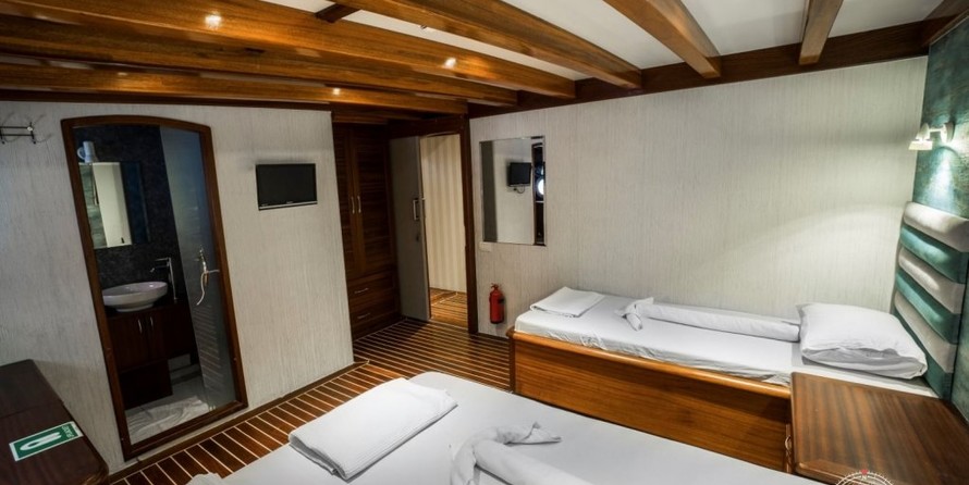 Palmer Johnson I Love This Boat