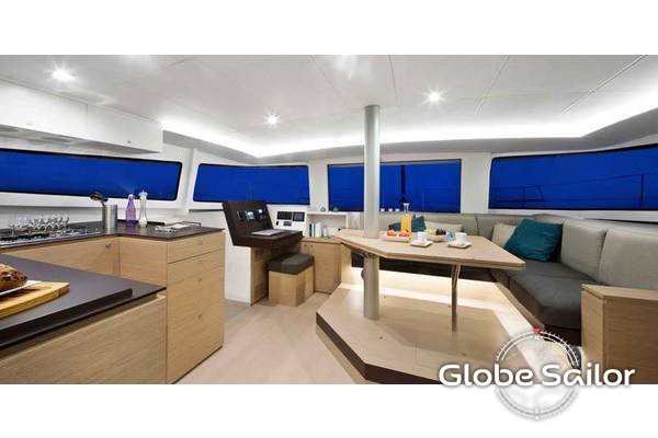 Bali catamarans 4.0 lounge