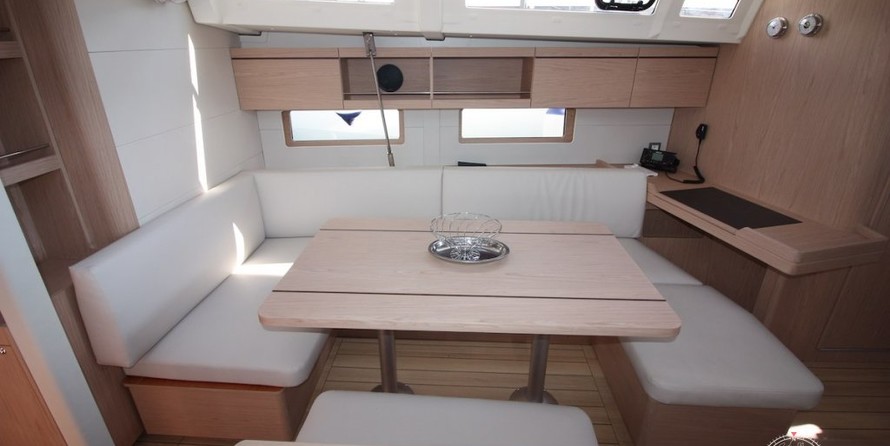Beneteau Oceanis 46.1