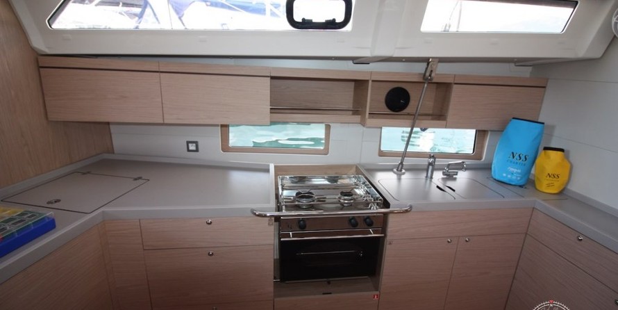 Beneteau Oceanis 46.1