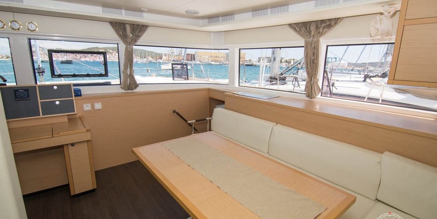 Lagoon 52 Fly