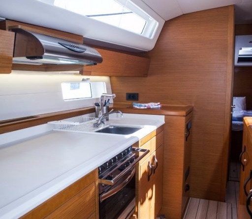 Jeanneau 54