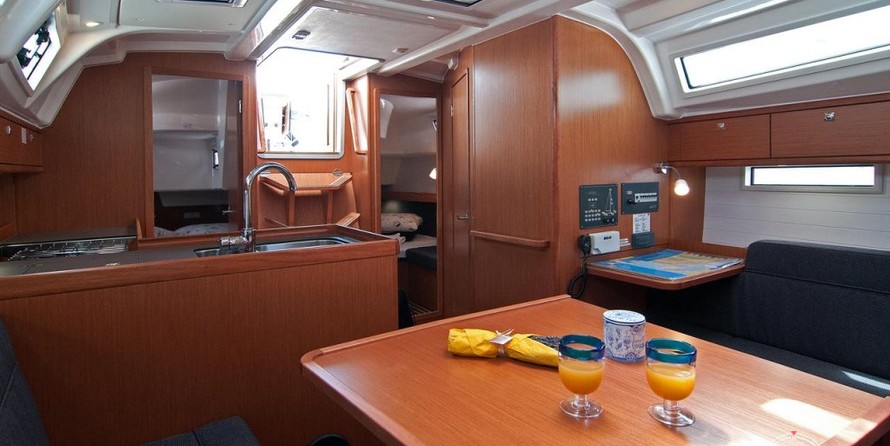 Bavaria 37 Cruiser