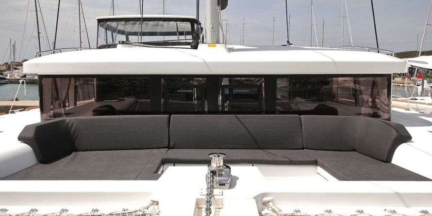 Lagoon 450 SporTop