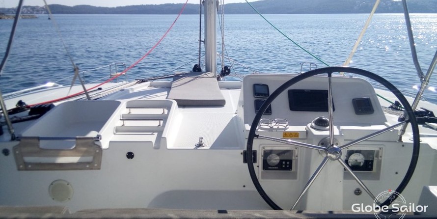 Lagoon 450