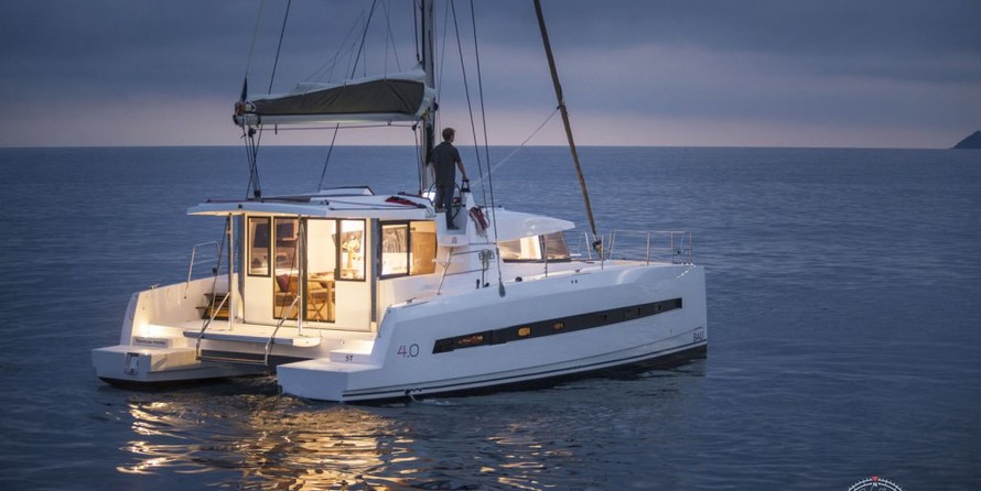 Bali catamarans 4.0 lounge