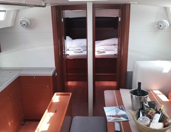 Beneteau Oceanis 46.1