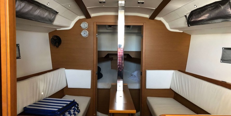 Jeanneau Sun Odyssey 349