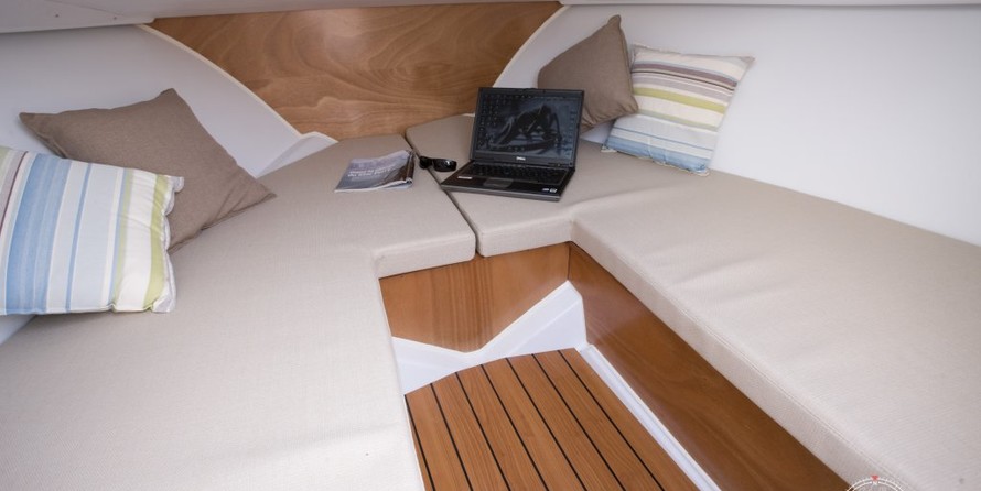 Beneteau Flyer 650 Sun Deck