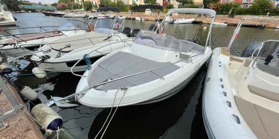 Beneteau Flyer 650 Sun Deck