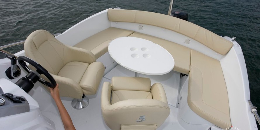 Beneteau Flyer 650 Sun Deck